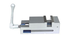  PRECISION GROUND LOCKED TYPE MACHINE VISE